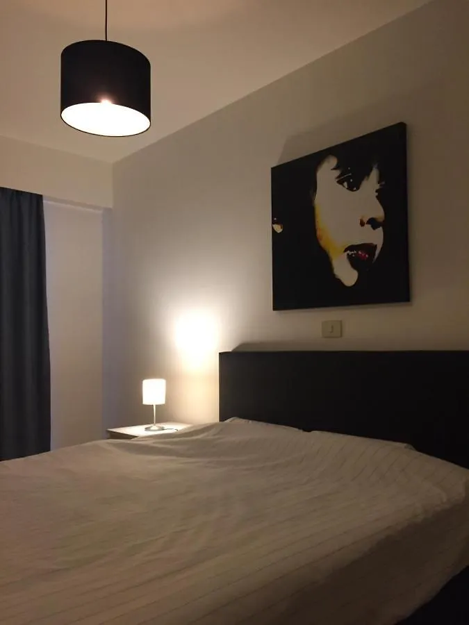 Rustig Appartement Met Zeezicht Dicht Bij Het Centrum Oostende 0*,  Belgien